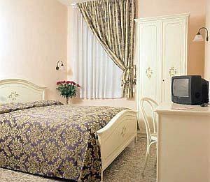 Hotel Philia 3*